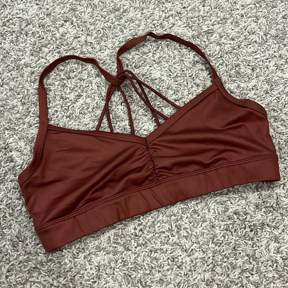 alo sports bra rust color